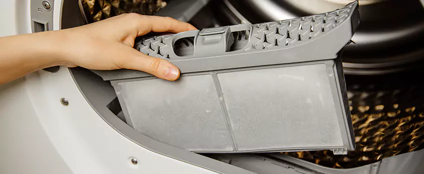 Signs Of A Clogged Dryer Lint Trap in Pearl City, Hawaii